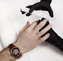 H- Manicure
